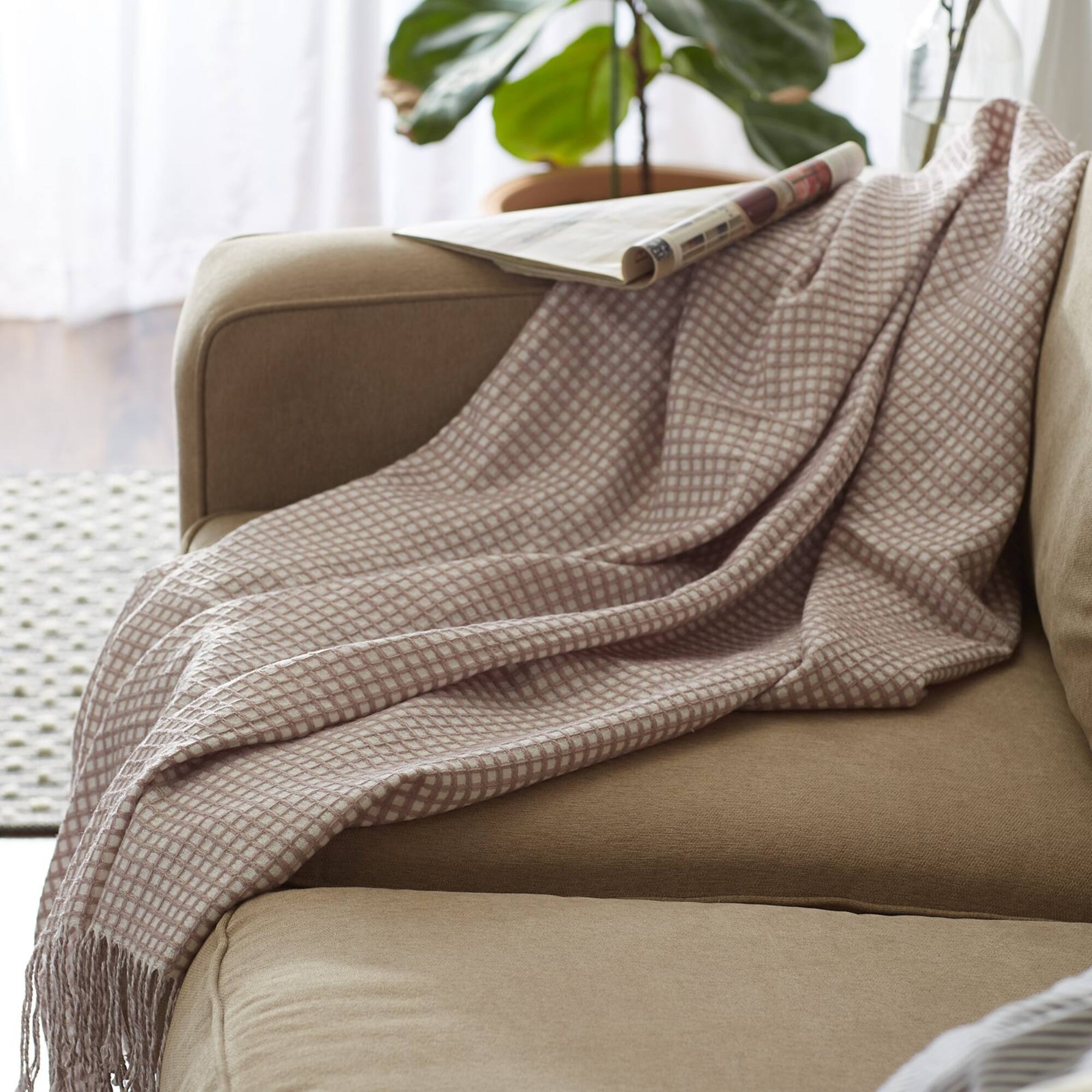 DII® Dusty Lilac & White Waffle Knit Throw